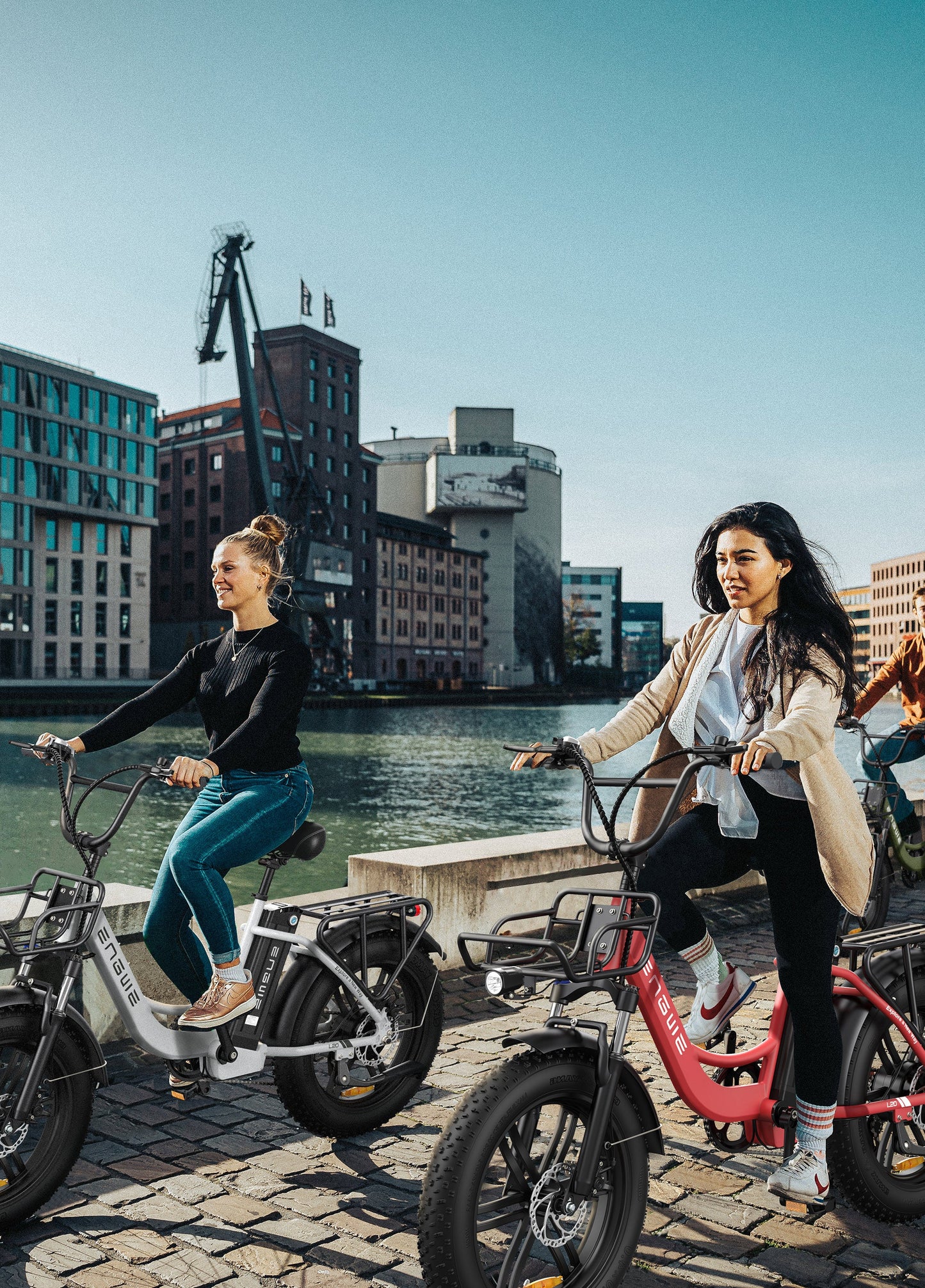 Engwe L20 ebike. city ride.