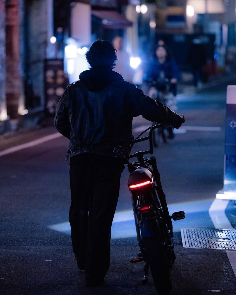 Night Time Bike Ride Aesthetic Aspadz Cavet Air - Main Image